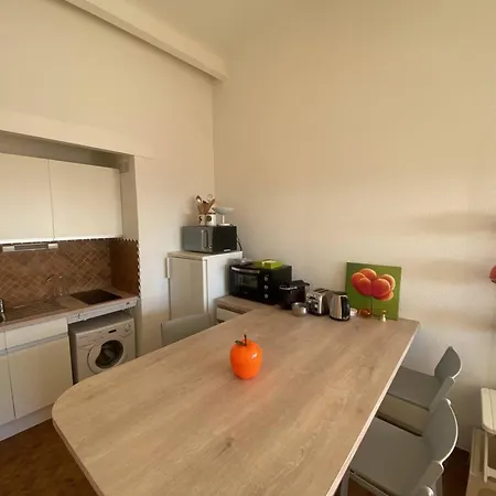 Apartment 2 Pieces, 4 Pers, Face Mer, Parking, Port-leucate - Fr-1-81-625 *