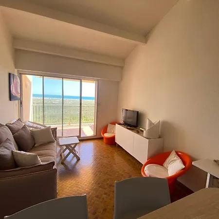 2 Pieces, 4 Pers, Face Mer, Parking, Port-leucate - Fr-1-81-625 Apartment Leucate